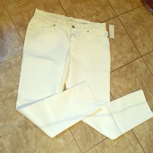 Liz Claiborne city fit jeans